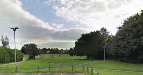 Girl, 9, snatched by stranger and dragged into Norwich woods - Daily Star Girl, 9, snatched by stranger and dragged into Norwich... 