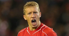 Liverpool ace Lucas fit for Arsenal and reveals Man Utd came too soon - Daily Star Liverpool ace Lucas fit for Arsenal and... 