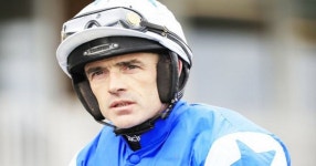 Horse racing legend Ruby Walsh retires from sport - Daily Star Horse racing legend Ruby Walsh retires from sport