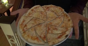 WATCH: Italian restaurant takes on University of Liverpools perfect pizza-slicing challenge - Liverpool Echo Revealed - the best... 