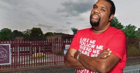 Watch Hip Hop star Fatman Scoop tear up a primary school in Liverpool - Liverpool Echo Fatman Scoop tears up a primary school in... 