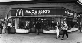 11 things you would always see at McDonalds that you dont now - Liverpool Echo 11 things you would always see at McDonalds... 
