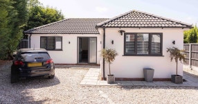 Dad tells builder to erect £180k bungalow in exs garden - and council orders it to be removed - Liverpool Echo Dads £180k... 