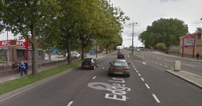 Broken down lorry causes travel problems on Edge Lane - Liverpool Echo Broken down lorry causes travel problems on Edge Lane