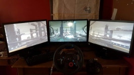 트리플 모니터 구성완료