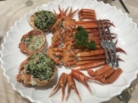붉은대게찜과 홍게라면