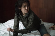 이시영 액션영화 오뉴월 사진