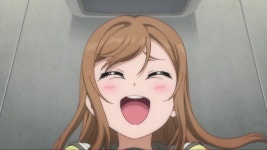 럽라 하나마루 가슴이 작았으면 어땠을까