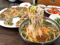 직장인의 비오는날 점심은 입안가득 기분좋아지는 예지분식의 국수한그릇