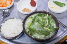 대구여행서 먹은 4끼 야끼밥 군만두 돼지국밥 비빔군만두
