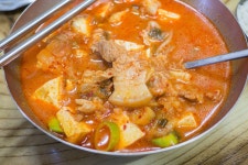 제주 여행에서 먹은 김치찌개, 게하파티, 고기국수, 흑돼지 무한리필 ,돼지국밥 | 음식 갤러리 제주 여행에서 먹은 김치찌개, 게하파티, 고기국수... 