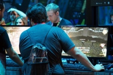 [E3] FF7R과 어벤저스, FF14 챌린지까지, 스퀘어에닉스 부스 [E3] FF7R과 어벤저스, FF14 챌린지까지, 스퀘어에닉스 부스 | 루리웹