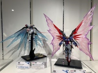 METAL ROBOT魂 데스티니 건담 전용 빛의 날개 세트 전시 사진