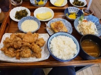 친구가 내려와서 먹은치킨난반정식