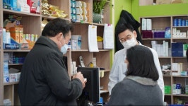 여니 전 총리님 근황 (feat.소극장, 약국) | 정치유머 게시판 여니 전 총리님 근황 (feat.소극장, 약국) | 정치유머 게시판 | 루리웹