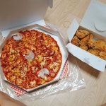 어제 먹은 페퍼로니 피자와 치킨