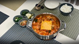 집에서 밥 해먹습니다 - 자작, 부대찌개 | 음식 갤러리 집에서 밥 해먹습니다 - 자작, 부대찌개 | 음식 갤러리 | 루리웹