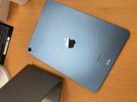 애플 아이패드 에어 5세대 블루 모델