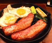 대놓고 맛있어 보이는 하울의 음식