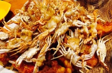 노랑치킨 빨강치킨은 많이들 봤지