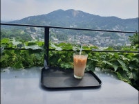 쉬는날 카페 찾아 다니는 아싸찐따 | 유머 게시판 쉬는날 카페 찾아 다니는 아싸찐따 | 유머 게시판 | 루리웹