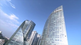 부산의 랜드마크 해운대아이파크 상공 450m에서 드론으로 내려다본 광안리의 풍경 | 국내여행 이야기 게시판 부산의 랜드마크 해운대아이파크... 