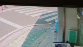 편의점 앞이 어린이 보호구역 + 작은 횡단보도인데 | 유머 게시판 편의점 앞이 어린이 보호구역 + 작은 횡단보도인데 | 유머 게시판 | 루리웹