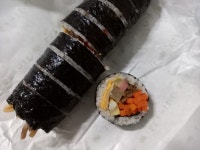 은하철도999 보면서 먹는 치즈김밥 | 음식 갤러리 은하철도999 보면서 먹는 치즈김밥 | 음식 갤러리 | 루리웹