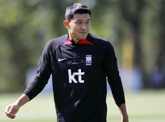 축구) 김민재는 맨유가 진짜 적극적으로 영입의사 있대 | 유머 게시판 축구) 김민재는 맨유가 진짜 적극적으로 영입의사 있대 | 유머 게시판 | 루리웹