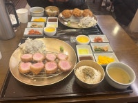 어저께 까이던 황리단길 가봤는데… | 유머 게시판 | RULIWEB 어저께 까이던 황리단길 가봤는데… | 유머 게시판 | 루리웹