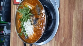 우리동네 18000원짜리 우럭 매운탕 클라스 | 정치유머 게시판 | RULIWEB 우리동네 18000원짜리 우럭 매운탕 클라스 | 정치유머 게시판 | 루리웹