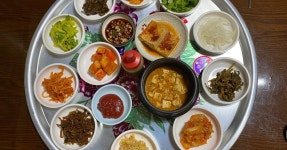 조만간 많이 사라질 것 GIF