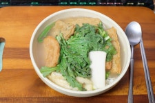 야식과 아침 사이 어딘가어묵 국수