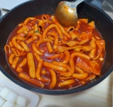 용현동 칼포니마늘치킨