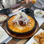 밖에서 밥 먹습니다 충남 서천 춘장대누룽지돈까스