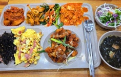 요즘 자주먹는 구내식당