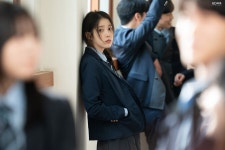 EDAM 한 번 보고 두 번 봐도 자꾸만 보고 싶은 미인