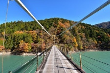 의외로 오토바이도 다닐 수 있는 구름다리jpg