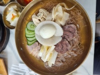 루리웹 최초는 아니고 제 첫 평양냉면 전문점 일산 양각도에서