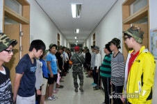 동지중학교 학생들의 해병대 체험기jpg