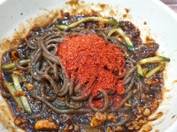 뜬금 없이 새벽에 계란말이 김밥이랑 메밀 짜장