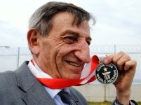 세계에서 가장 코가 큰 사람jpg