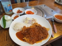 감자탕집의 소문난 돈까스