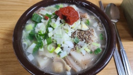 아재들 스타일 순댓국 곰돌이순대국