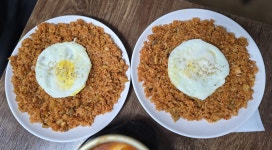 또래끼리 김치볶음밥