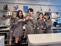 관심 받으니까 또 그러는 일러스트레이터