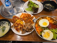 역시 쉬는날 점심은 집앞 한식뷔페