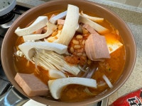 땅스부대찌개