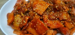야심한 새벽에 부대볶음
