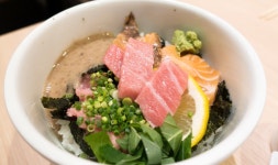 초스압서른 세살 오덕 후쿠오카 가족여행 가다 上